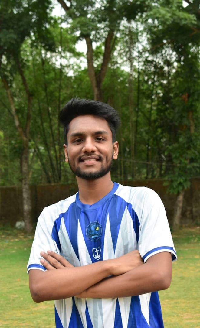 uzi CHOWDHURY